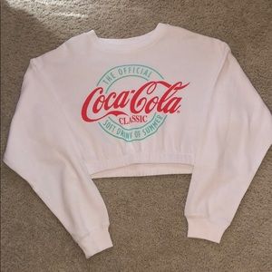 Cute teen crop top, very cozy